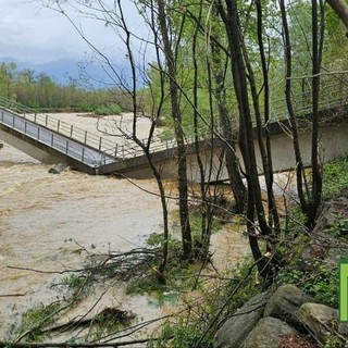 In foto il ponte del Gilino crollato in seguito agli eventi meteorologici estremi di aprile 2025