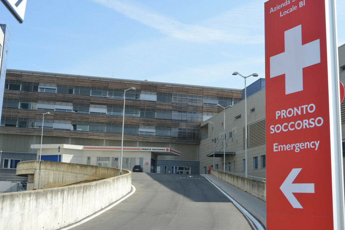 Biella, ferita al petto da un pallino sparato da un’arma: donna in ospedale (foto di repertorio) Biella, ferita al petto da un pallino sparato da un’arma: donna in ospedale (foto di repertorio)