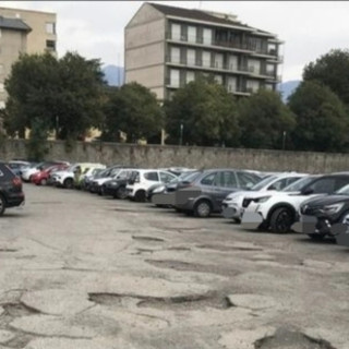Biella, chiude il parcheggio di via Cernaia per motivi di sicurezza (foto di repertorio)