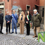 Biella ricorda Marcello Bona con la posa di una Pietra d’Inciampo FOTO e VIDEO