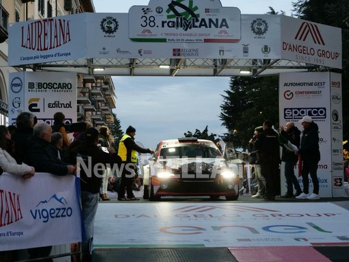 Biella, emozioni e spettacolo: è partito il Rally Lana 2026 (foto di Davide Finatti in esclusiva per Newsbiella.it) Biella, emozioni e spettacolo: è partito il Rally Lana 2026 (foto di Davide Finatti in esclusiva per Newsbiella.it)