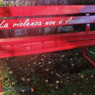 A Sordevolo verrà inaugurata una panchina rossa (foto di repertorio)