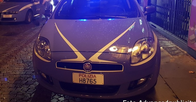 Biella, ruba portafoglio ad una giovane in via Italia poi aggredisce gli agenti di Polizia (foto di repertorio) Biella, ruba portafoglio ad una giovane in via Italia poi aggredisce gli agenti di Polizia (foto di repertorio)
