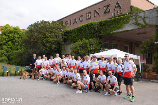 “Cashmere Run”: Sono 100 i partecipanti al terzo incontro "Tapa Run", foto Simone Romano “Cashmere Run”: Sono 100 i partecipanti al terzo incontro "Tapa Run", foto Simone Romano