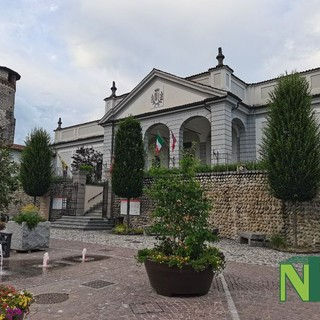Candelo, piazza Castello si trasforma in un album di ricordi con la riscoperta della Freccia Nera