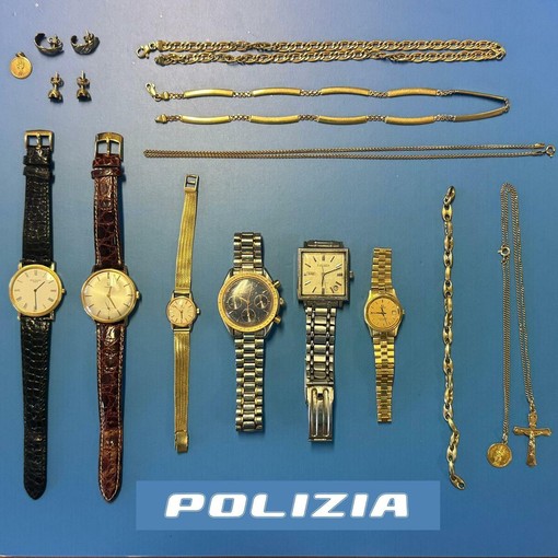 Biella, truffata una coppia di anziani: due arresti e 15mila euro di beni recuperati Biella, truffata una coppia di anziani: due arresti e 15mila euro di beni recuperati