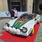 Il fascino intramontabile delle Lancia Stratos conquista Biella: lo spettacolo del Lana Revival tra Piazza Vittorio Veneto e Via Lamarmora - FOTO E VIDEO Nicola Rasolo per newsbiella.it