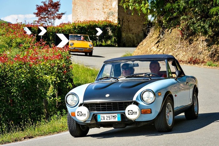 Da Pray a Gattico, oltre 50 vetture al Valsessera Jolly Club Classic FOTO Da Pray a Gattico, oltre 50 vetture al Valsessera Jolly Club Classic FOTO