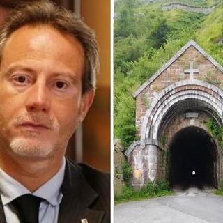 Riapre la Galleria Rosazza, l’annuncio di Ramella Pralungo: “Più di 3 milioni di euro per lavori, la Provincia ha dimostrato grande attenzione” Riapre la Galleria Rosazza, l’annuncio di Ramella Pralungo: “Più di 3 milioni di euro per lavori, la Provincia ha dimostrato grande attenzione”