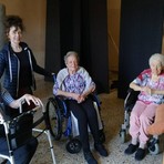 Arte tessile e memoria: visita a Casa Regis per gli ospiti della Rsa di Mosso Arte tessile e memoria: visita a Casa Regis per gli ospiti della Rsa di Mosso
