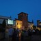 A Candelo rivive la magia della Freccia Nera, piazza Castello si riempie anche di giovani. Gelone: “Esperimento riuscito” (foto Comune Candelo) A Candelo rivive la magia della Freccia Nera, piazza Castello si riempie anche di giovani. Gelone: “Esperimento riuscito” (foto Comune Candelo)