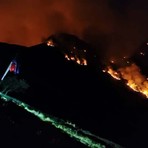 Incendio in Valsessera: evacuato il rifugio Monte Barone - Foto Rifugio Monte Barone Incendio in Valsessera: evacuato il rifugio Monte Barone - Foto Rifugio Monte Barone