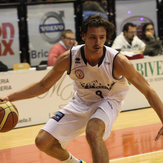 A capitan Raspino il voto più alto tra i giocatori A capitan Raspino il voto più alto tra i giocatori