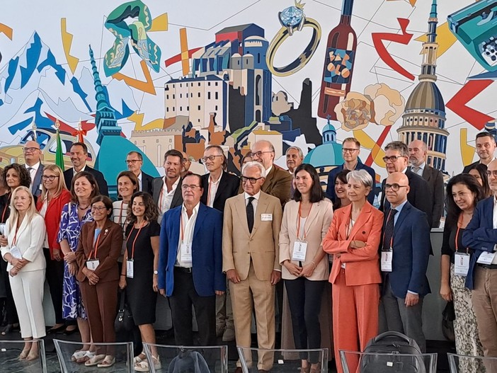 Piemonte e Valle d'Aosta: promossa in Europa la rete oncologica regionale Piemonte e Valle d'Aosta: promossa in Europa la rete oncologica regionale