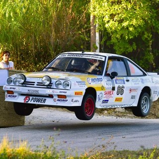 Sei equipaggi della Rally &amp; Co al via de "La grande corsa"