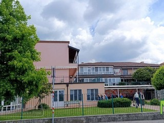 Residenza Maria Grazia a Lessona: la “Terapia del Viaggio”, quando un "treno" diventa la cura FOTO e VIDEO Mattia Baù per newsbiella.it Residenza Maria Grazia a Lessona: la “Terapia del Viaggio”, quando un "treno" diventa la cura FOTO e VIDEO Mattia Baù per newsbiella.it