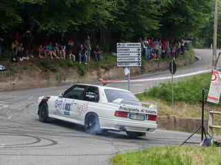 Spettacolare passaggio per la Bmw M3 di Fabio Foglia Parrucin