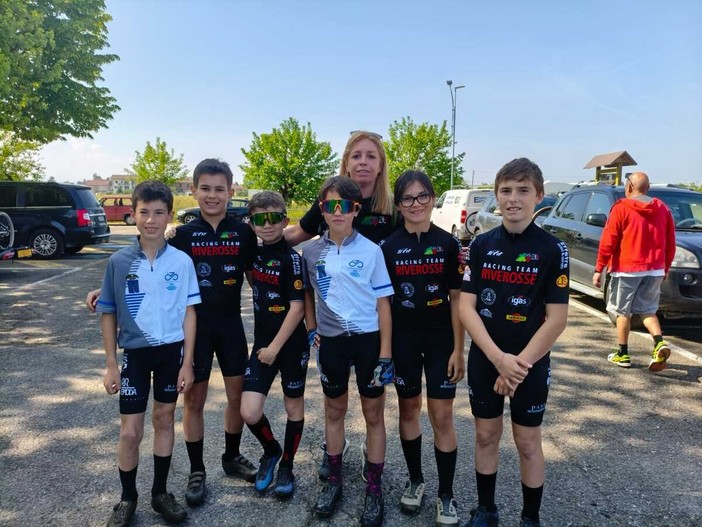 Racing Team Riverosse diviso su due fronti: finale conquistata a Pasturana e trionfo all’Elba Bike Legend Kids FOTO Racing Team Riverosse diviso su due fronti: finale conquistata a Pasturana e trionfo all’Elba Bike Legend Kids FOTO