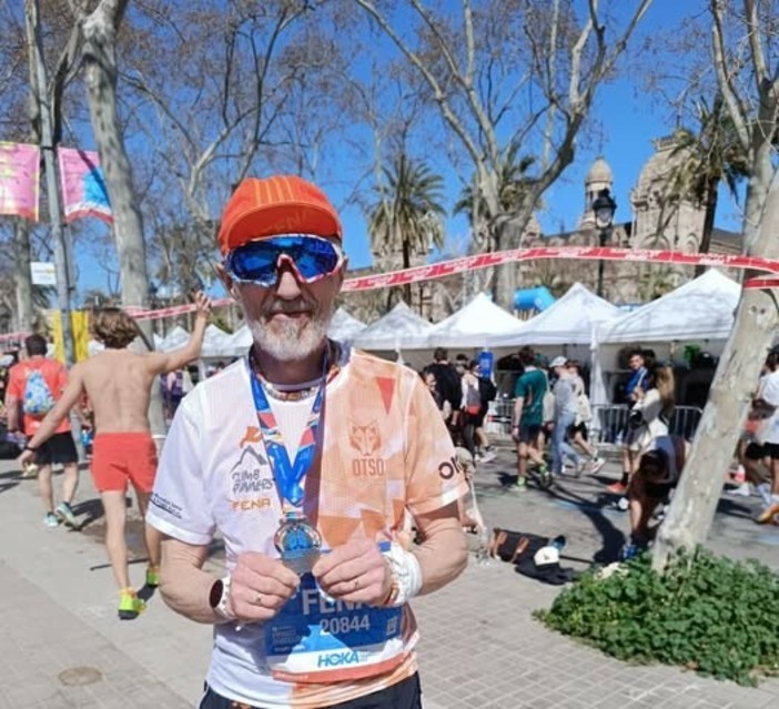Biellesi alla Maratona di Barcellona: Gian Franco Fenaroli al traguardo in 3h08’40”