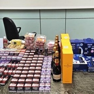 Borsoni pieni di merce rubata: denunciati tre uomini a Biella