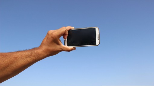 Il 21 giugno è la Giornata mondiale dei Selfie, storia e perché ci piace tanto (foto di repertorio)