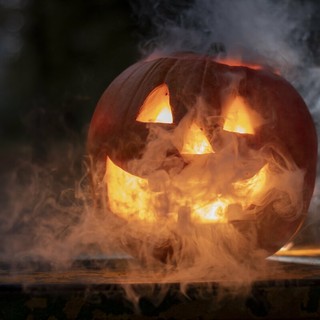 Ponderano si illumina al buio con “Glow Halloween Night”