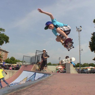 Seconda edizione per Bihella and destroy Seconda edizione per Bihella and destroy