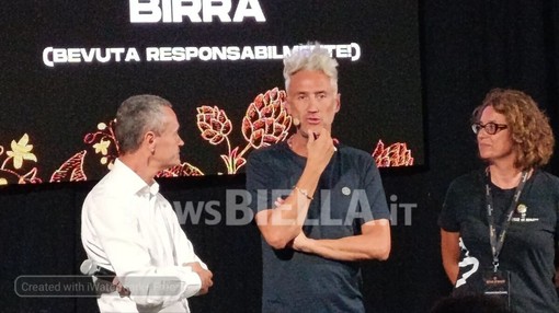 Schettini a Bolle di Malto: "Dobbiamo educare i giovani al rispetto per se stessi" FOTO e VIDEO Mattia Baù per newsbiella.it Schettini a Bolle di Malto: "Dobbiamo educare i giovani al rispetto per se stessi" FOTO e VIDEO Mattia Baù per newsbiella.it