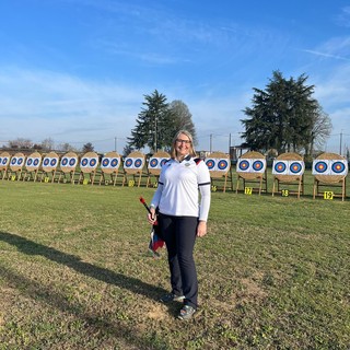 Compagnia Arcieri Biella, Sara Pivaro conquista l'oro in provincia di Pavia