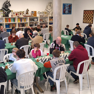 Cresce l'interesse per il mondo degli scacchi: a Biella un corso per tutti.