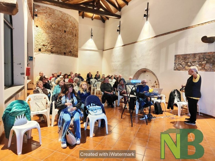 Occhieppo Inferiore, “Appunti di Viaggio 2025”: riuscita la seconda serata a Villa Mossa - Foto di Giuliana Mosca