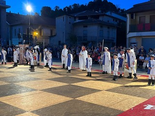 Gli scacchi viventi tornano in piazza a Crevacuore FOTO e VIDEO Ermanno Orsi Gli scacchi viventi tornano in piazza a Crevacuore FOTO e VIDEO Ermanno Orsi