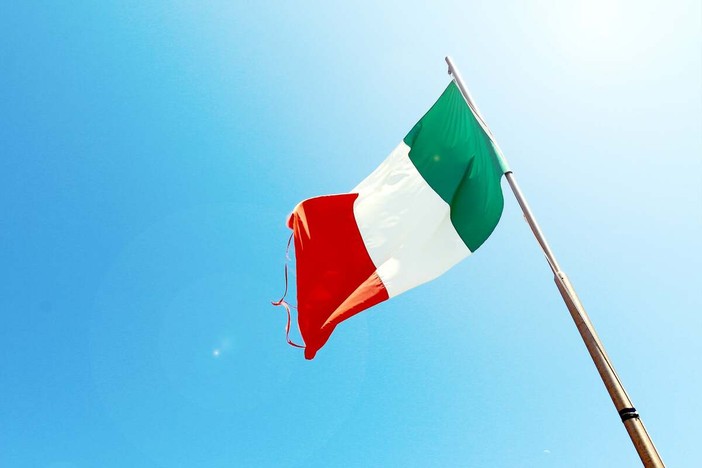 Pralungo celebra gli 80 anni della Repubblica Italiana, sarà consegnata anche Costituzione ai 18enni (foto di repertorio) Pralungo celebra gli 80 anni della Repubblica Italiana, sarà consegnata anche Costituzione ai 18enni (foto di repertorio)