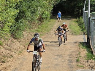 Casapinta, weekend di sport: 122 partecipanti tra Strapinta e gara MTB