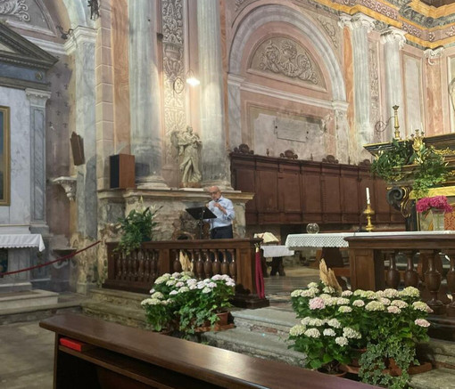 Nella chiesa di San Nicola si è parlato di "Francesco nella letteratura e nella musica" Nella chiesa di San Nicola si è parlato di "Francesco nella letteratura e nella musica"