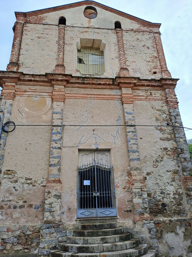 Facciata dell’oratorio di Gurgo