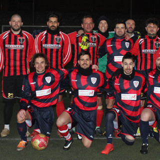 Nell’immagine, le formazioni “Su Nuraghe Calcio Biella” e “Sporting Club Cossato”