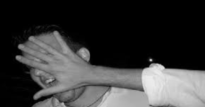 Cossato, lite in strada: 22enne arrestato dopo aver colpito un minorenne Cossato, lite in strada: 22enne arrestato dopo aver colpito un minorenne