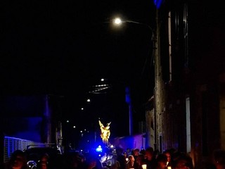 Vigliano, grande partecipazione alla fiaccolata di San Michele Vigliano, grande partecipazione alla fiaccolata di San Michele