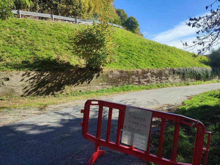 Biella, Strada dei Gallinit: cittadini segnalano danni e disagi, l’Assessore risponde Biella, Strada dei Gallinit: cittadini segnalano danni e disagi, l’Assessore risponde