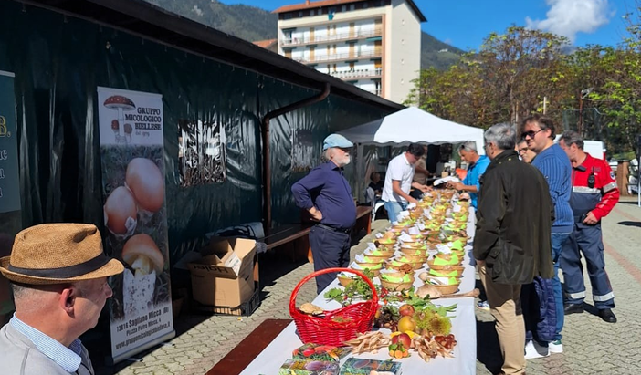 Valdilana, a Crocemosso la Sagra del Macagn conquista i palati (foto dalla pagina Facebook del comune di Valdilana)