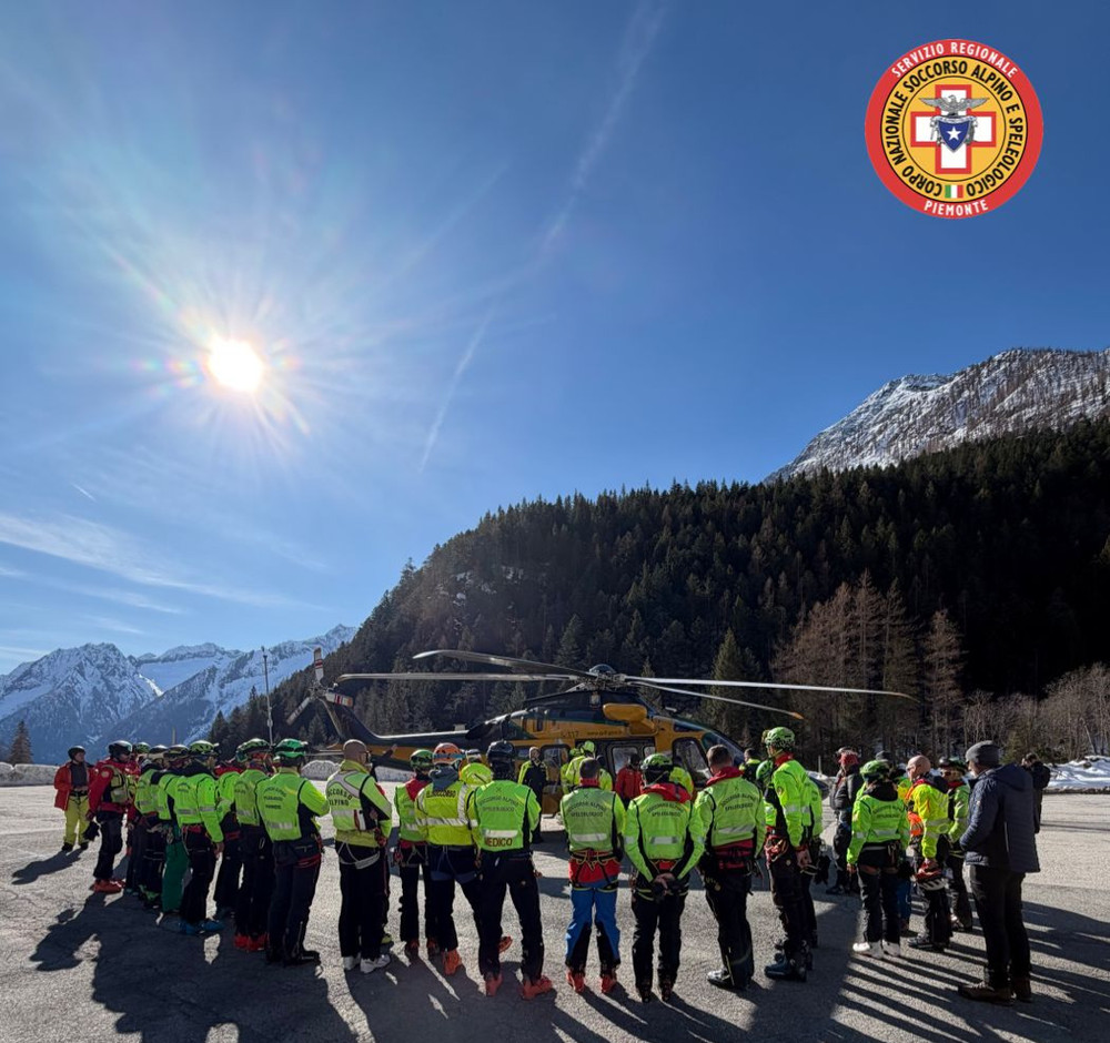Biella, Soccorso Alpino: in campo unità e tecnici tra formazione, corsi e simulazioni in ambiente FOTO Biella, Soccorso Alpino: in campo unità e tecnici tra formazione, corsi e simulazioni in ambiente FOTO
