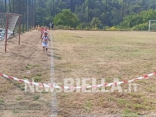 Bioglio, sport e solidarietà con la StraBioglio: 54 partecipanti alla "Ciao Simo" FOTO e VIDEO Mattia Baù per newsbiella.it