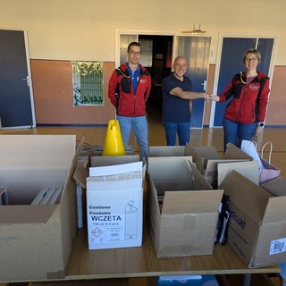 Bel gesto a Brusnengo, donato materiale didattico agli alunni delle scuole
