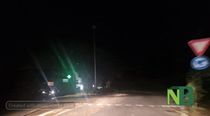 Un lettore: "Grave e prolungata assenza di illuminazione pubblica: rischio sicurezza nel Biellese", foto archivio Un lettore: "Grave e prolungata assenza di illuminazione pubblica: rischio sicurezza nel Biellese", foto archivio