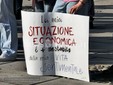 Biella, studenti in piazza contro guerra e precarietà: "Soldi alla scuola e non alla guerra" FOTO e VIDEO