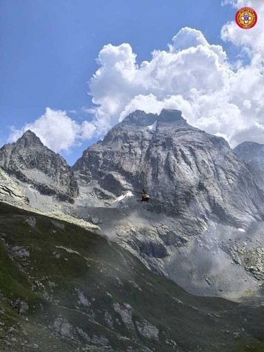Pontechianale, escursionista francese precipita e muore: inutili i soccorsi Pontechianale, escursionista francese precipita e muore: inutili i soccorsi