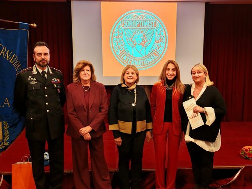 Biella celebra “Orange the World” contro la violenza di genere Biella celebra “Orange the World” contro la violenza di genere