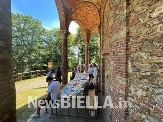 Portula, grande partecipazione alla festa di Rossiglione nel santuario mariano FOTO e VIDEO Massimo Giacobbe per newsbiella.it