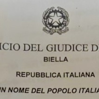 Biella, calcinacci e infiltrazioni dal tetto: chiuso l’ultimo piano del Giudice di Pace